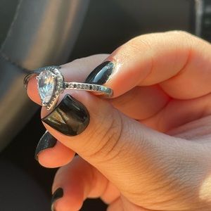 Pandora ring